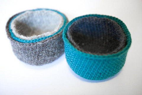 Woolen bowls